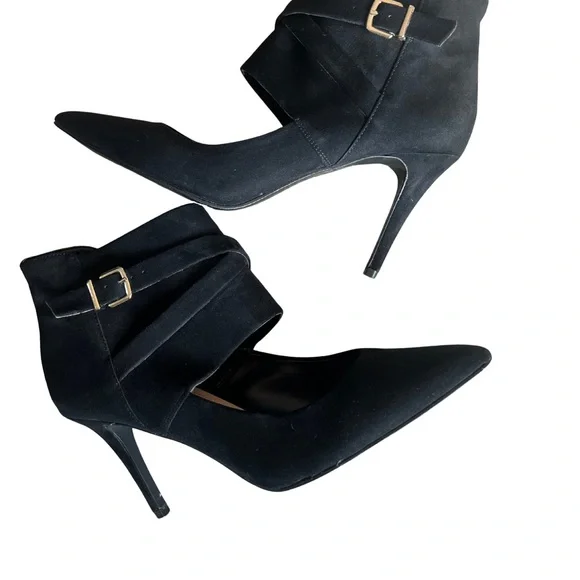 BCBGeneration Black Suede Pointed Toe Heels - Picture 2 of 10
